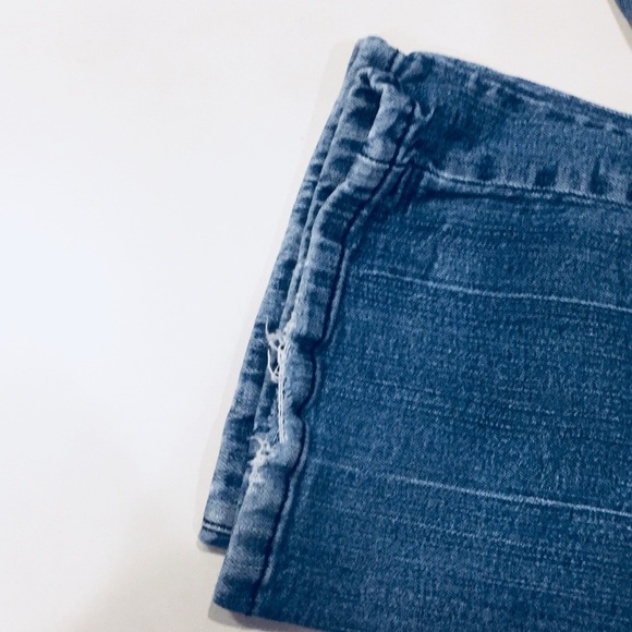 BCBG Maxazria 4 - Picture 7 of 7